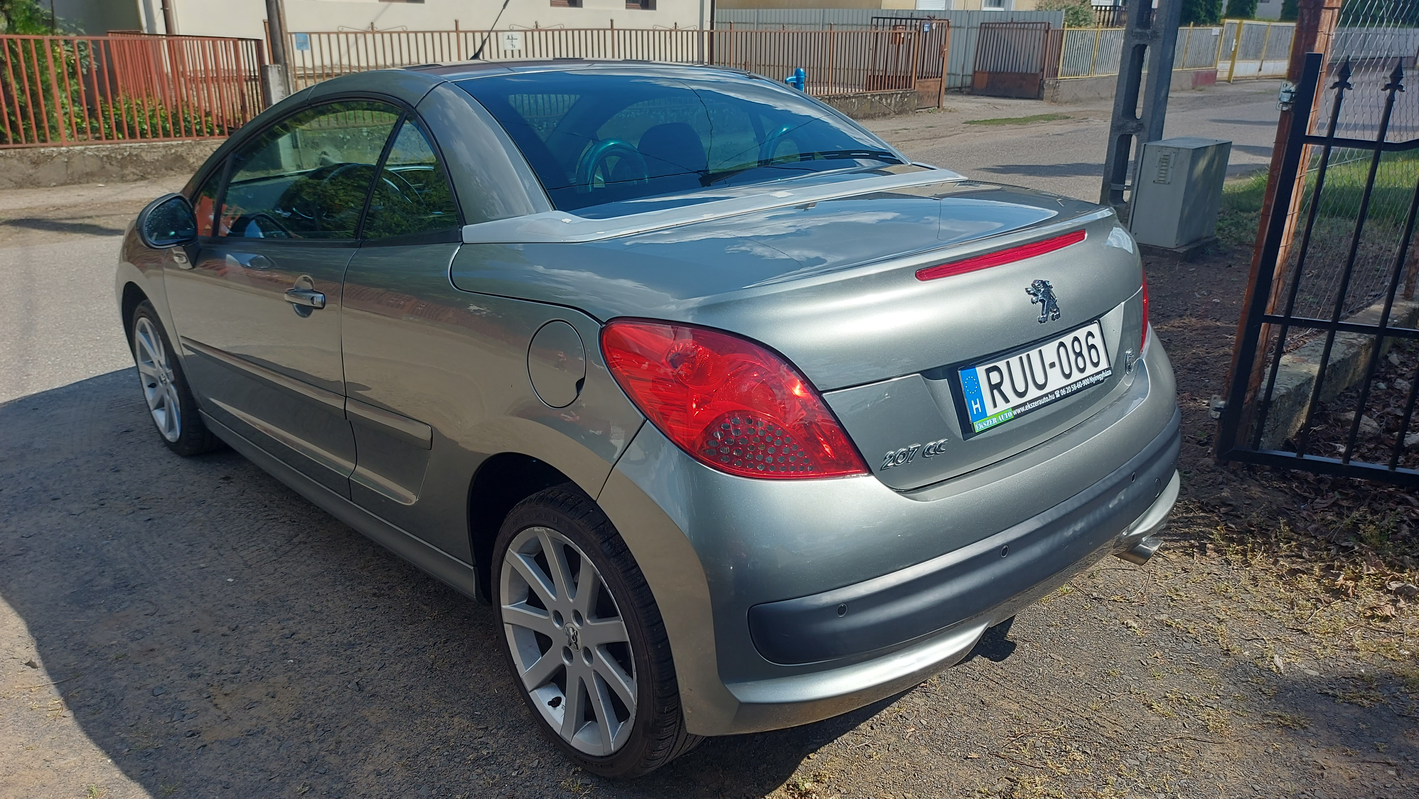 Peugeot 207 2008 6